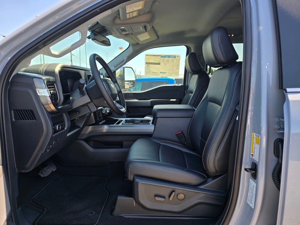 Thumbnail: 2025 Ford F-350 - 8