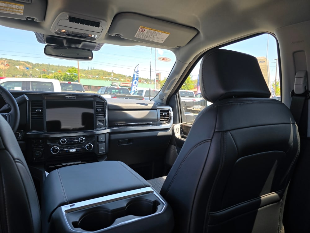 Thumbnail: 2025 Ford F-350 - 18