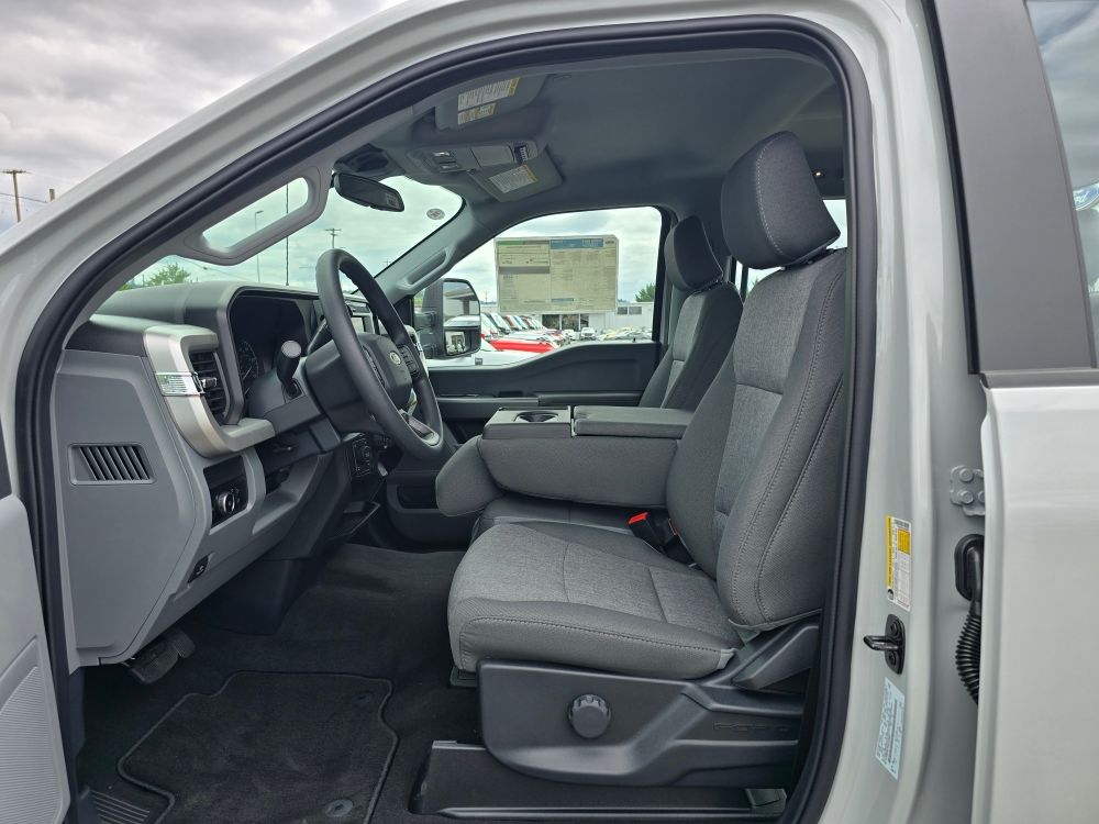 Thumbnail: 2025 Ford F-350 - 8