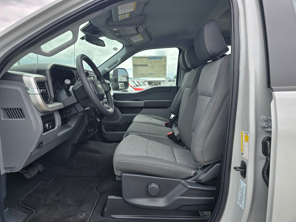 Thumbnail: 2025 Ford F-350 - 9