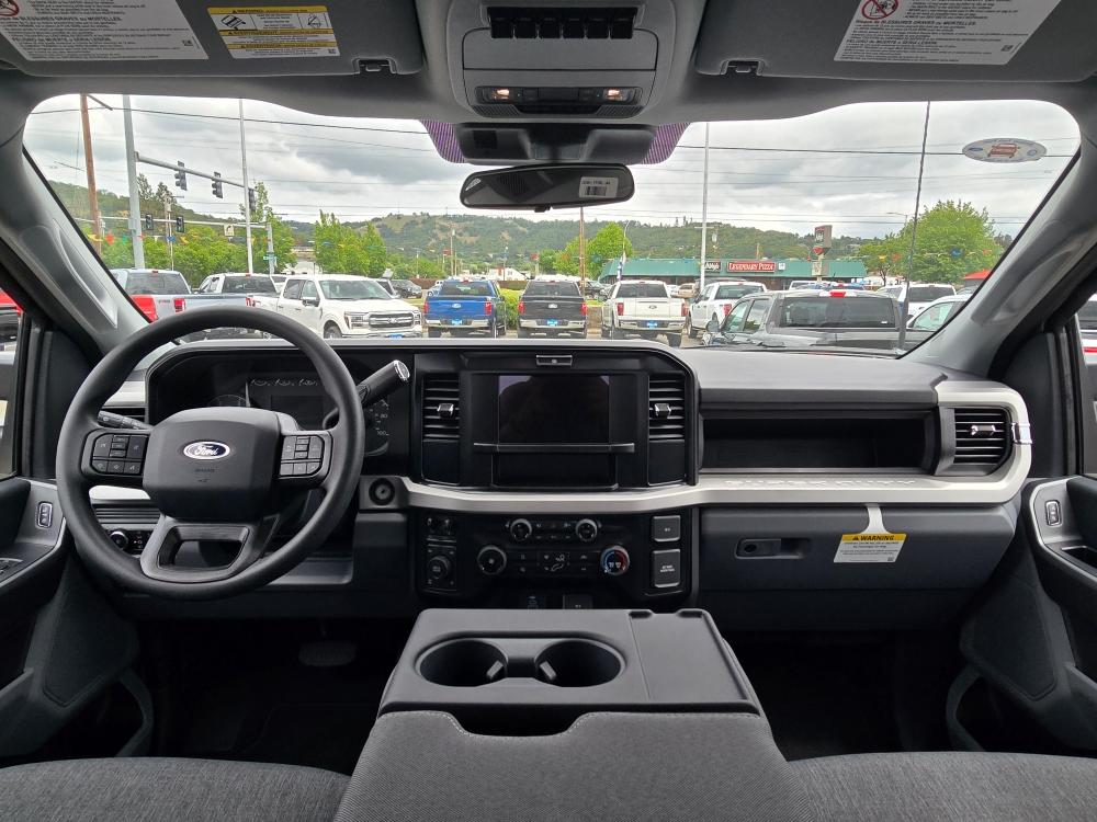 Thumbnail: 2025 Ford F-350 - 7