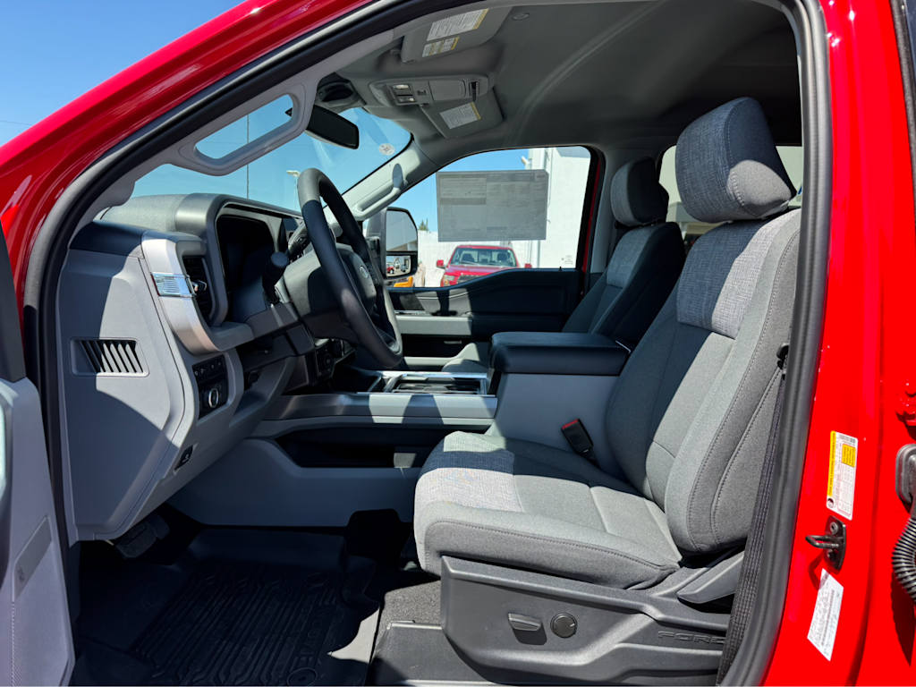 2024 Ford F-350 XLT 9