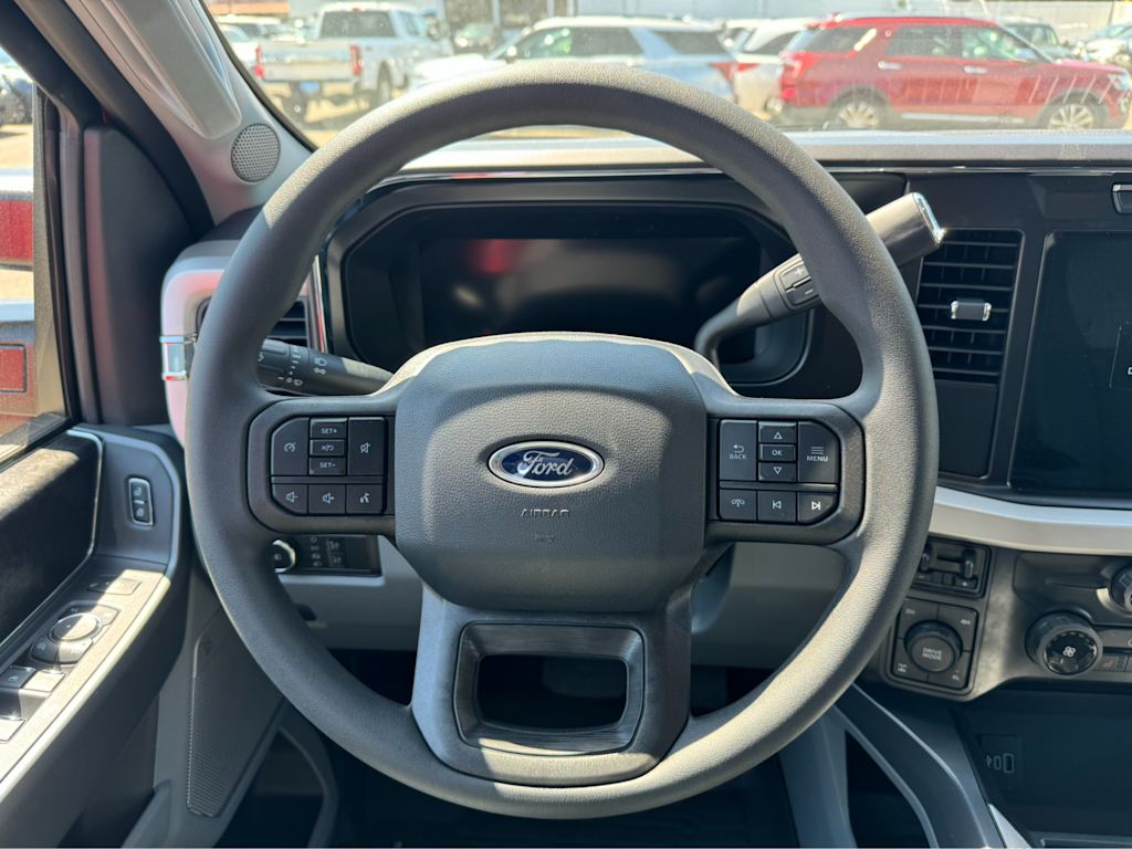 2024 Ford F-350 XLT 8