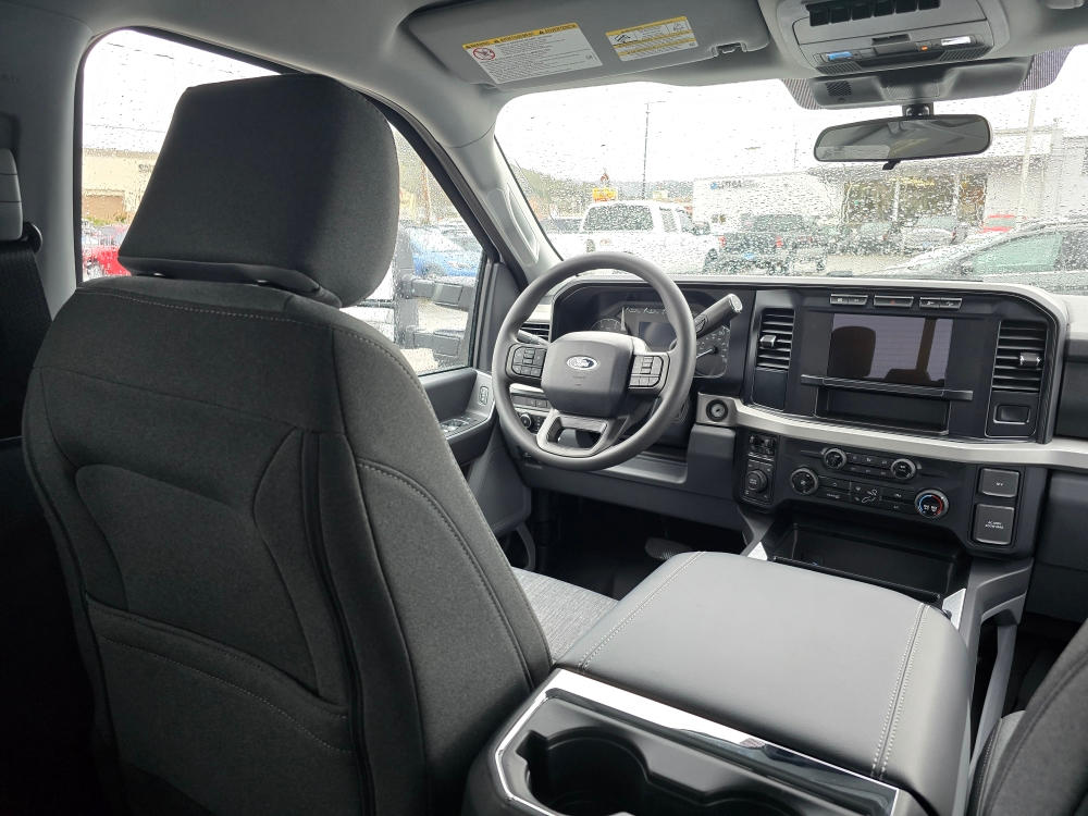 2024 Ford F-350 XLT 2