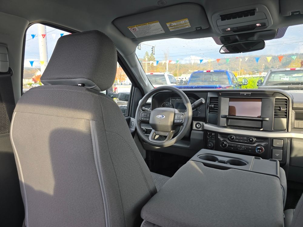 Thumbnail: 2026 Ford F-450 - 19