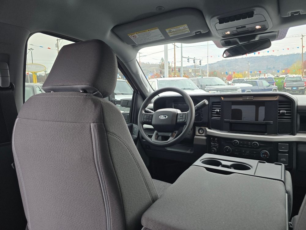 Thumbnail: 2026 Ford F-450 - 19