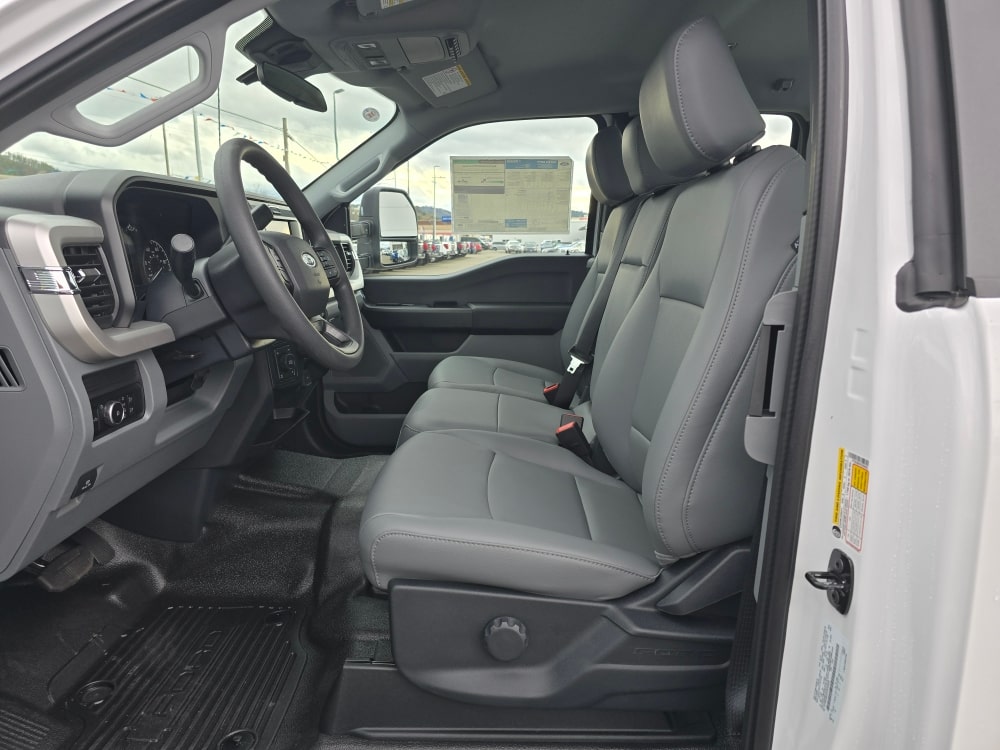 Thumbnail: 2026 Ford F-350 - 9