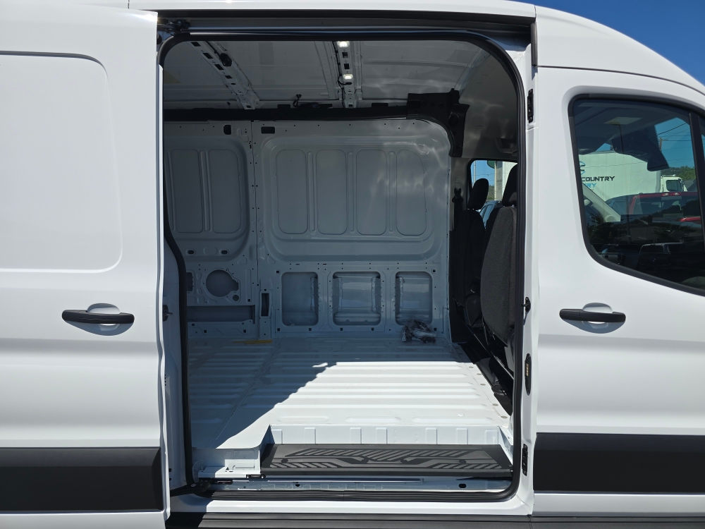 Thumbnail: 2026 Ford Transit Series - 18