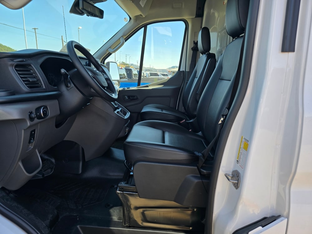 Thumbnail: 2025 Ford Transit Series - 8