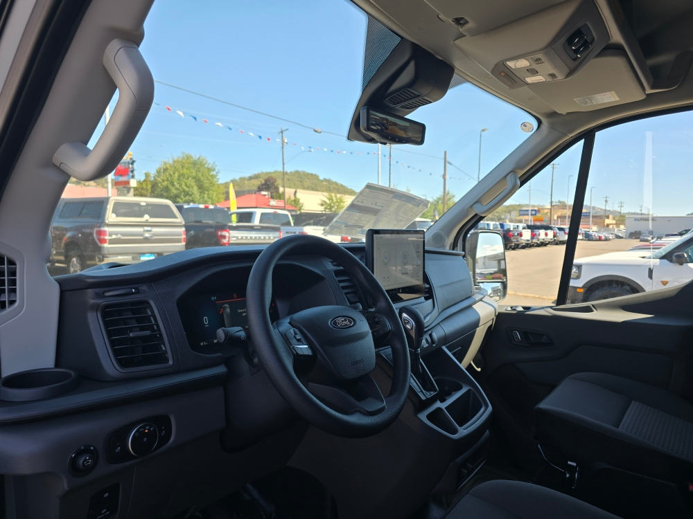 Thumbnail: 2026 Ford Transit Series - 2
