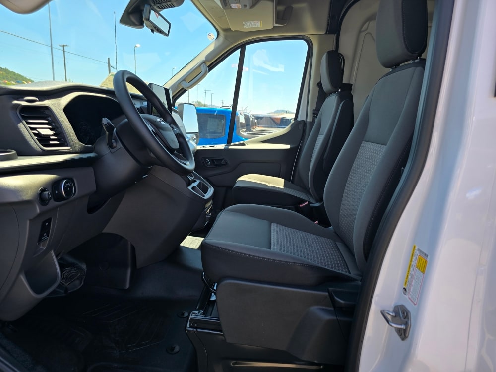 Thumbnail: 2025 Ford Transit Series - 8