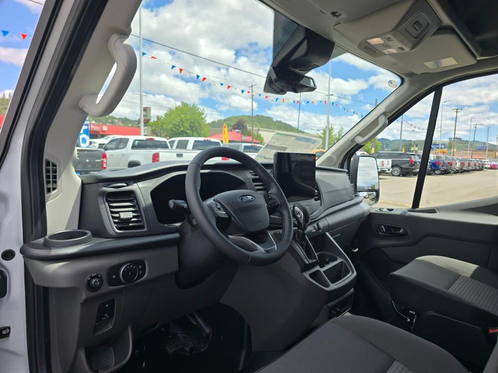Thumbnail: 2026 Ford Transit Series - 2