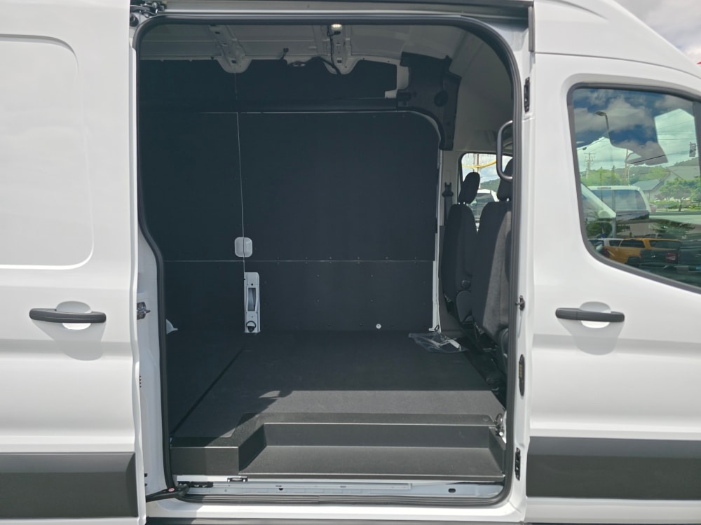 Thumbnail: 2026 Ford Transit Series - 9