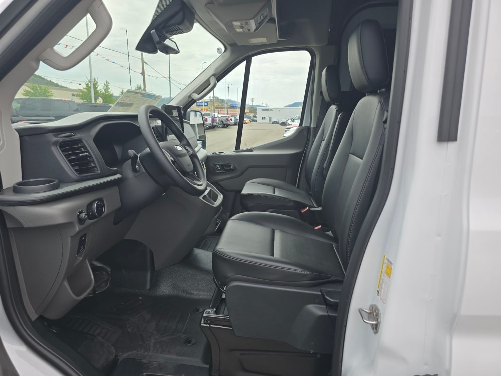 Thumbnail: 2026 Ford Transit Series - 8