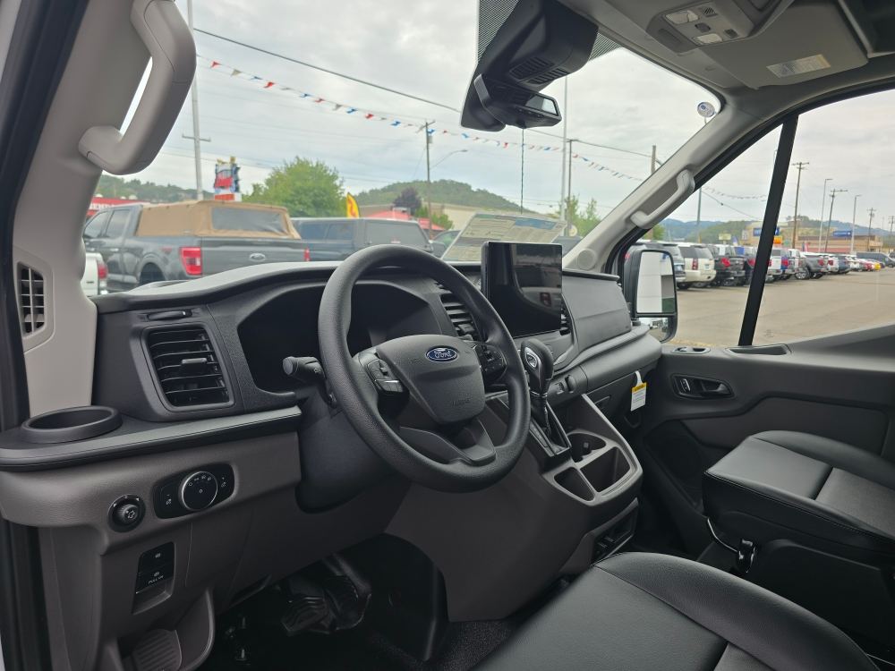 Thumbnail: 2026 Ford Transit Series - 2