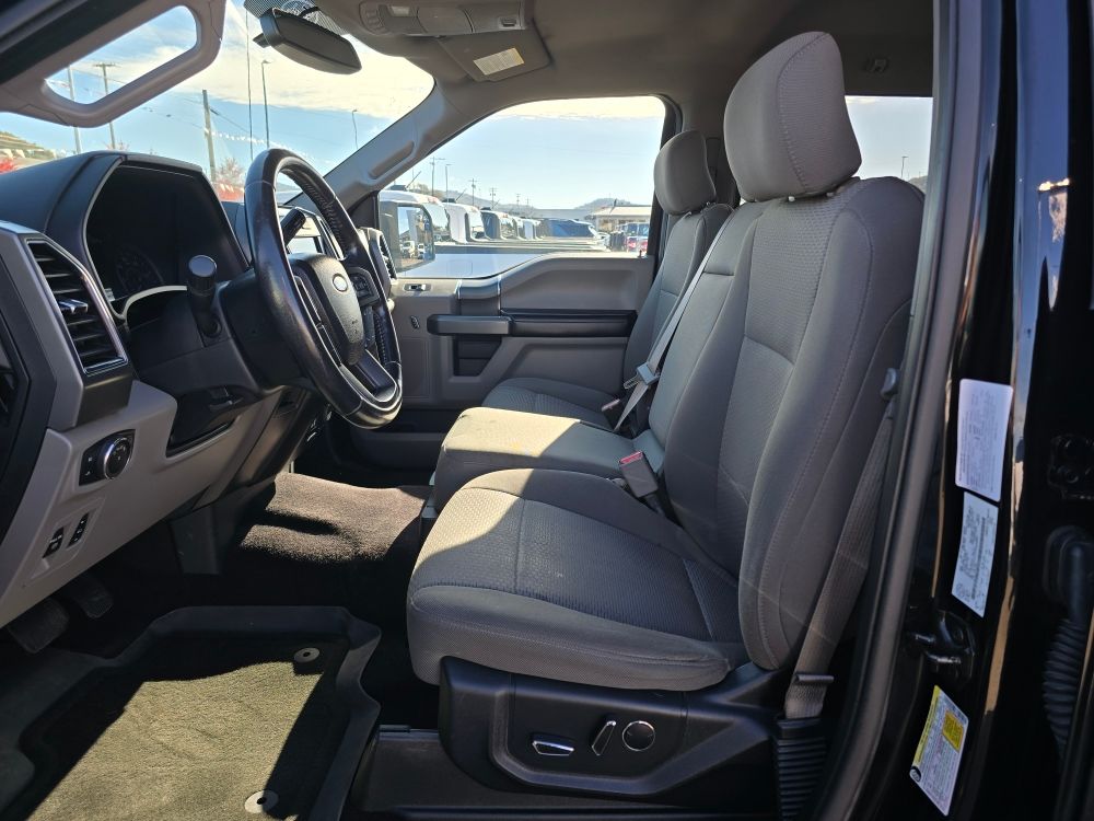 Thumbnail: 2017 Ford F-150 - 9