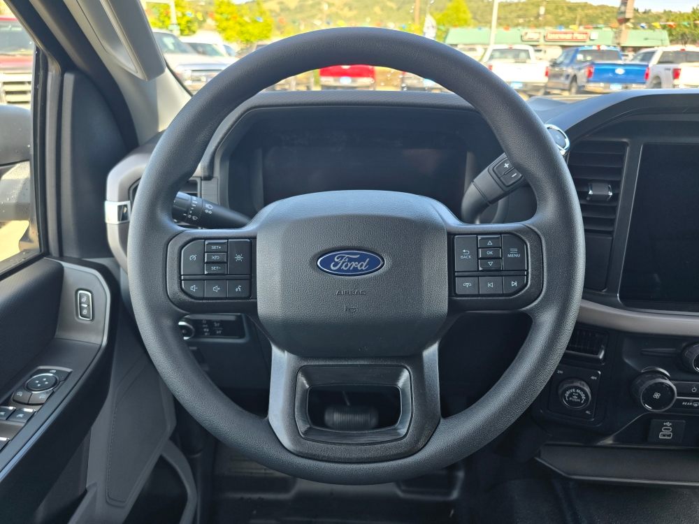 2025 Ford F-150 XL 2