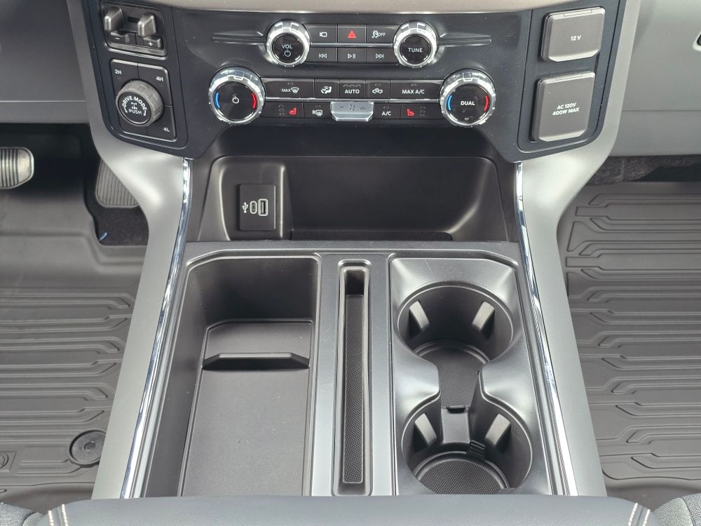 2025 Ford F-150 XLT 13