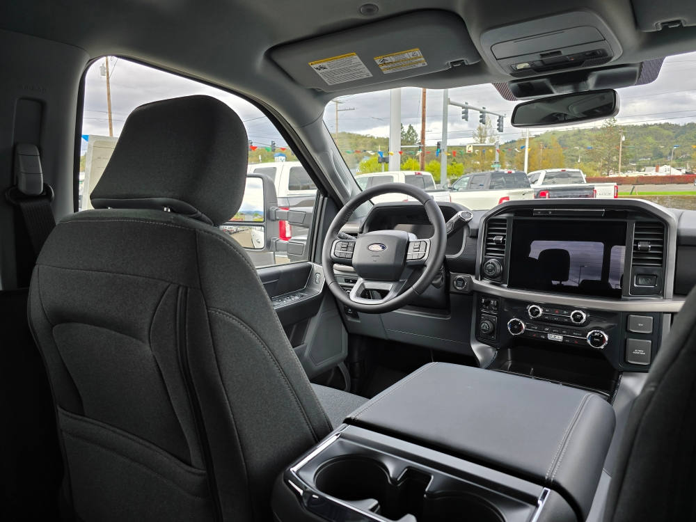 2025 Ford F-150 XLT 10