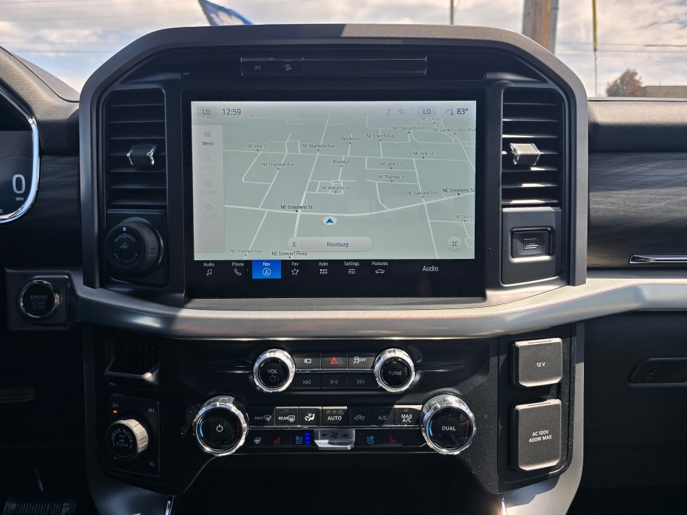 2025 Ford F-150 Lariat 12