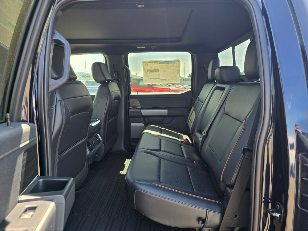 2025 Ford F-150 Lariat 10