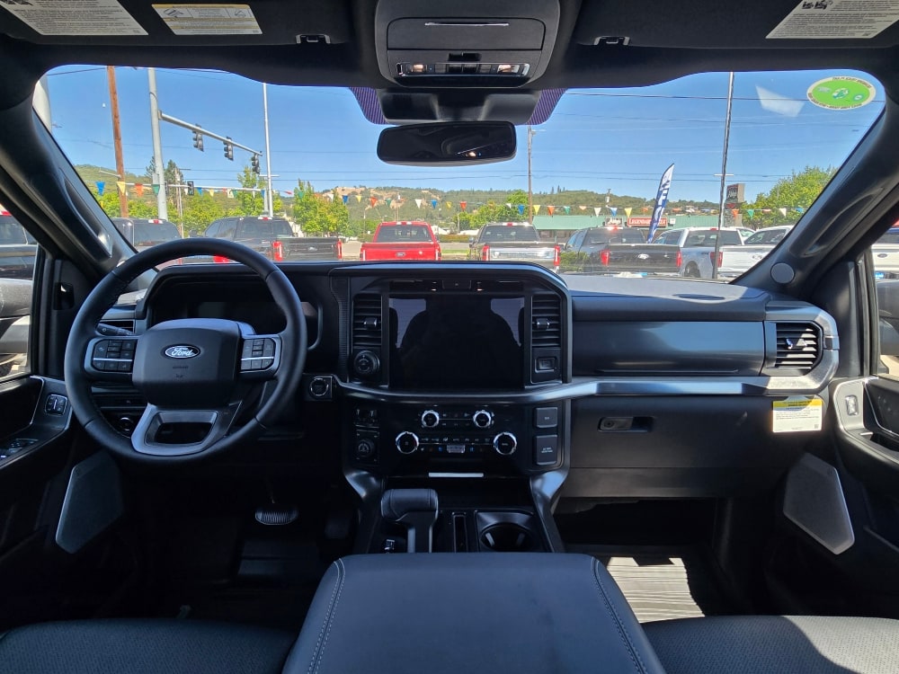 Thumbnail: 2025 Ford F-150 - 8