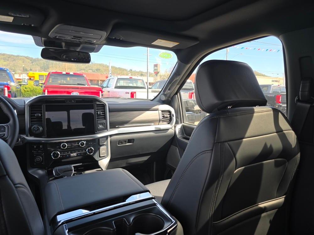 Thumbnail: 2025 Ford F-150 - 19