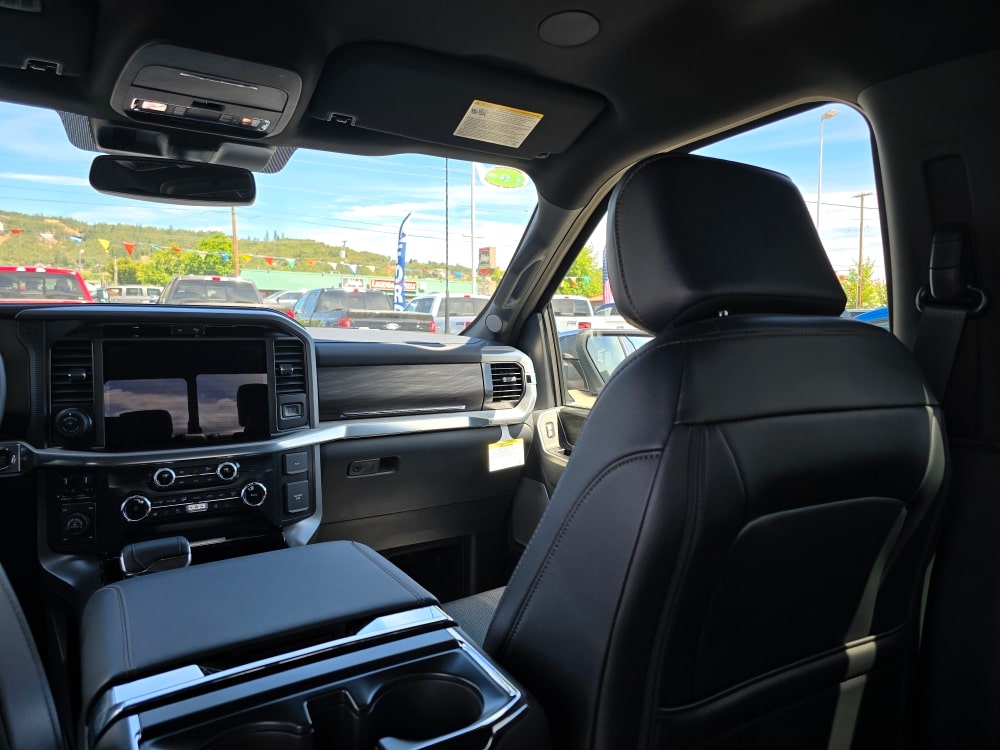 Thumbnail: 2025 Ford F-150 - 19