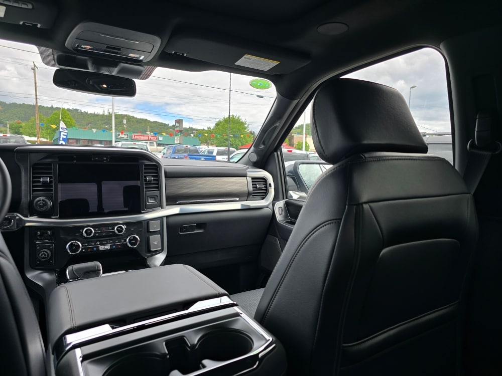 Thumbnail: 2025 Ford F-150 - 21