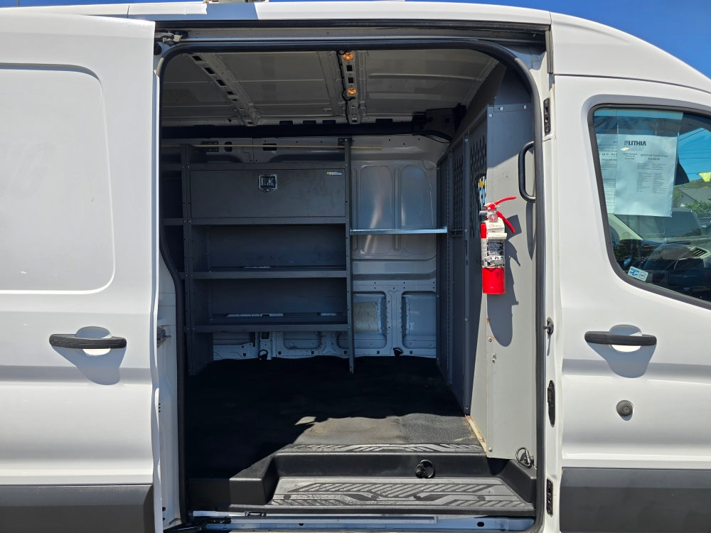 Thumbnail: 2015 Ford Transit Series - 11
