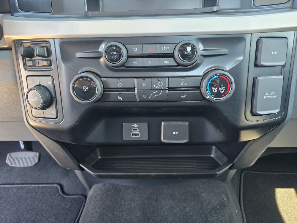 Thumbnail: 2025 Ford F-250 - 18