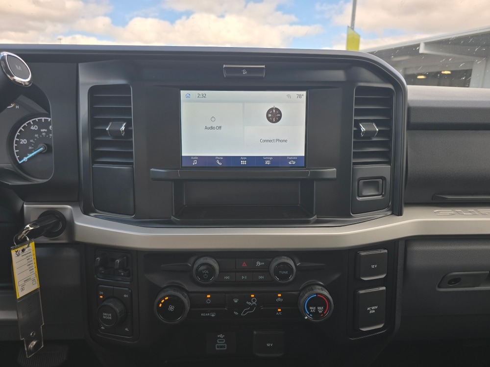 Thumbnail: 2025 Ford F-350 - 12