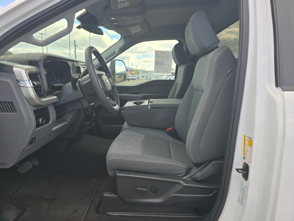 Thumbnail: 2025 Ford F-350 - 9