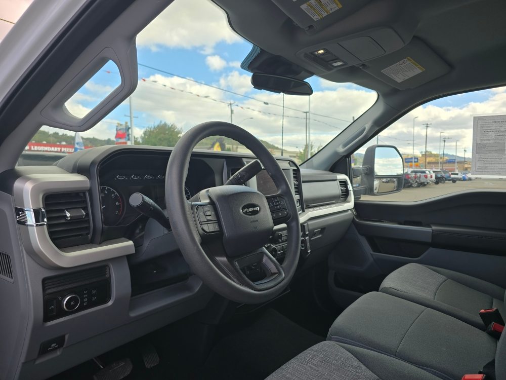 Thumbnail: 2025 Ford F-350 - 2