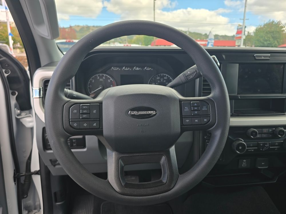 Thumbnail: 2025 Ford F-350 - 8