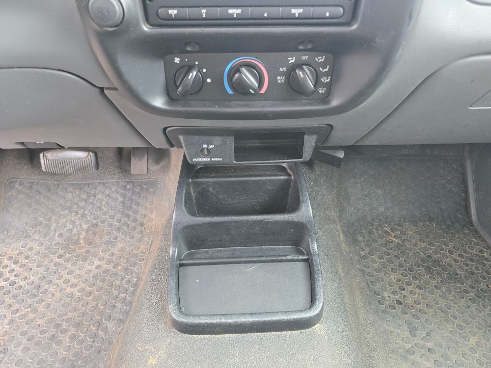 Thumbnail: 2004 Ford Ranger - 17