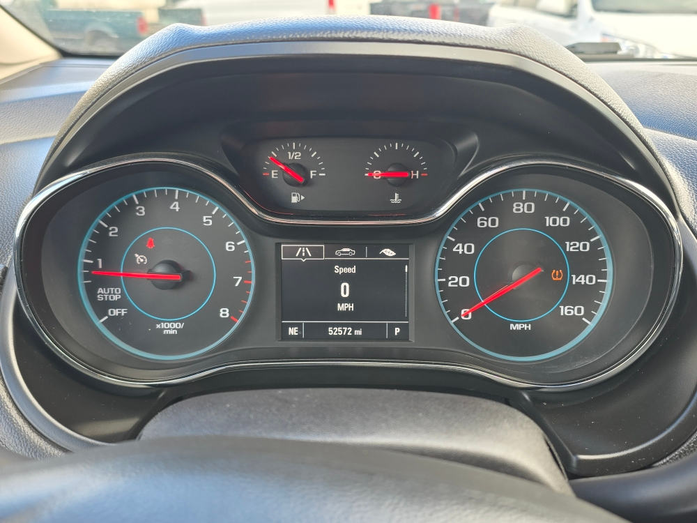 Thumbnail: 2017 Chevrolet Cruze - 14