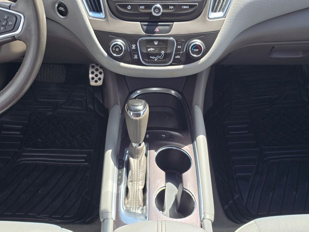 Thumbnail: 2016 Chevrolet Malibu - 13