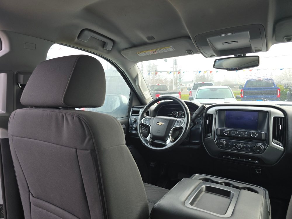 Thumbnail: 2017 Chevrolet Silverado 2500 - 19