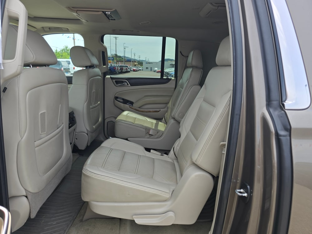 Thumbnail: 2016 GMC Yukon XL - 10