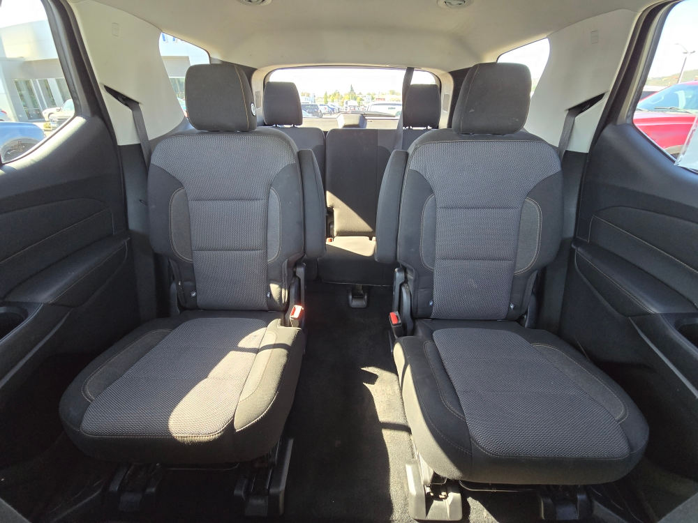 Thumbnail: 2018 Chevrolet Traverse - 20