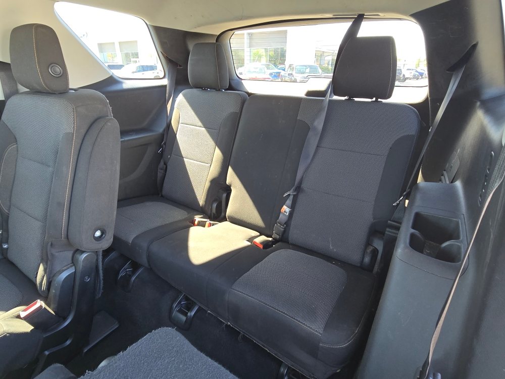 Thumbnail: 2018 Chevrolet Traverse - 19