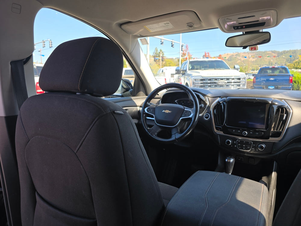 Thumbnail: 2018 Chevrolet Traverse - 2