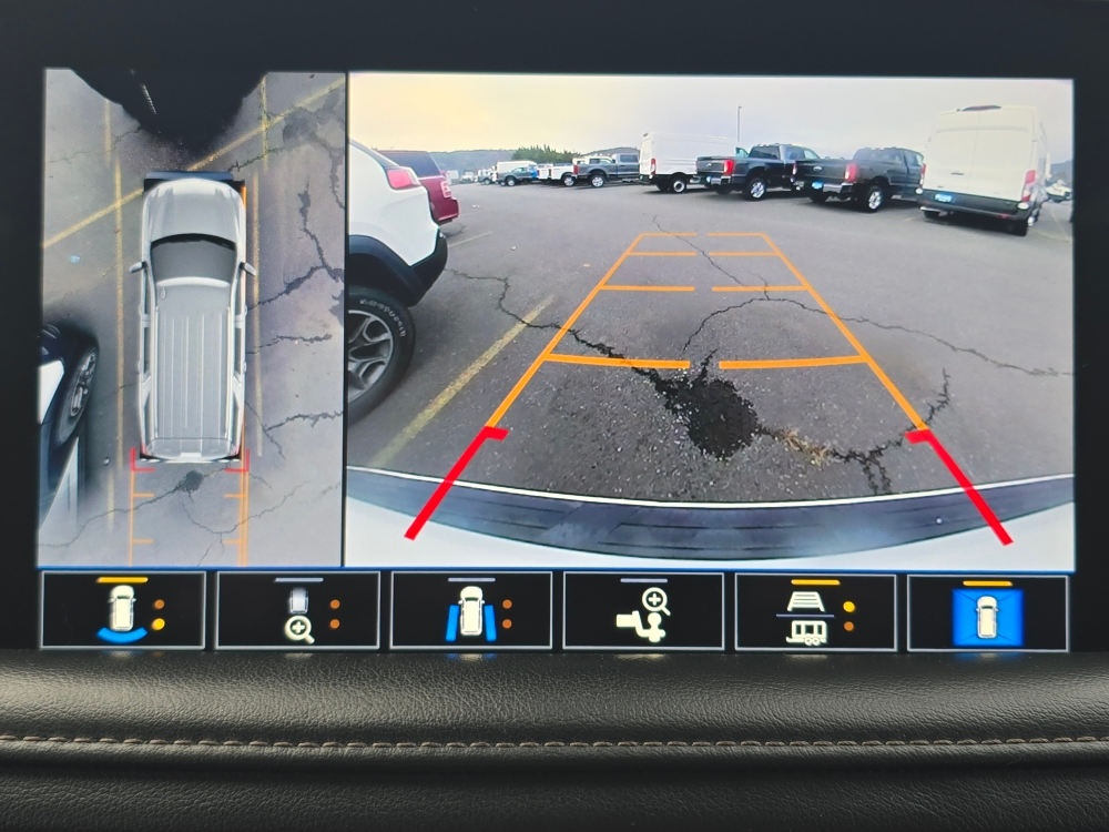 Thumbnail: 2021 Chevrolet Suburban - 22