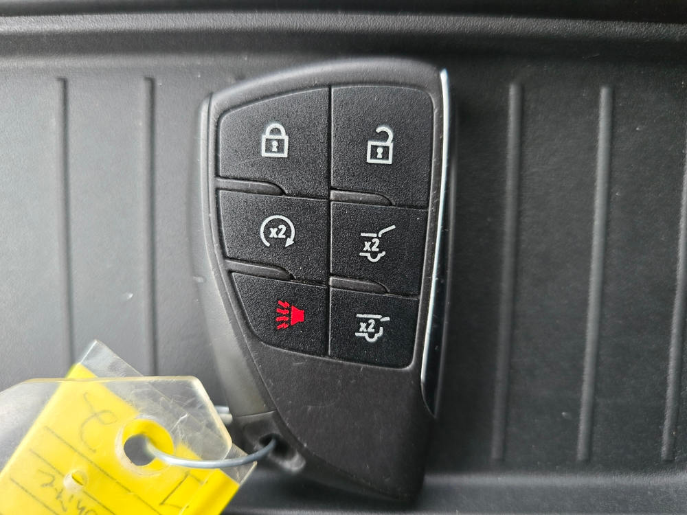 Thumbnail: 2021 Chevrolet Suburban - 14