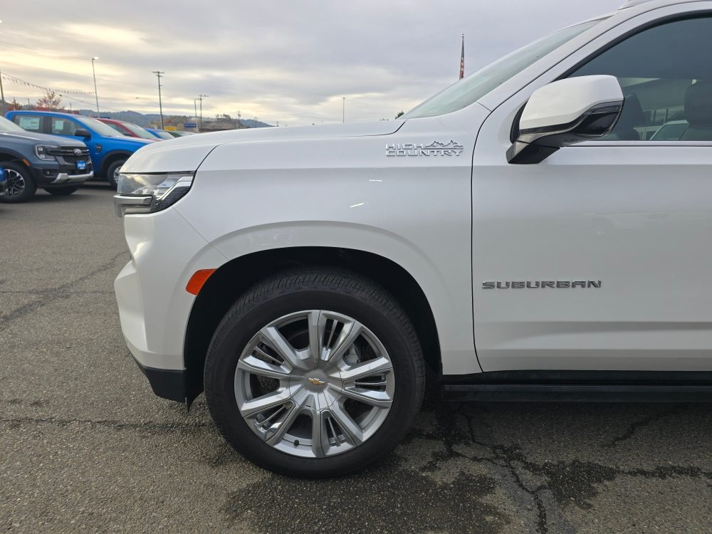 Thumbnail: 2021 Chevrolet Suburban - 7