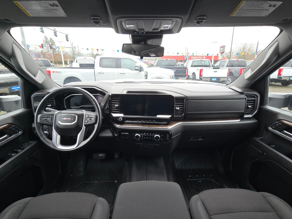 Thumbnail: 2024 GMC Sierra 3500 - 12