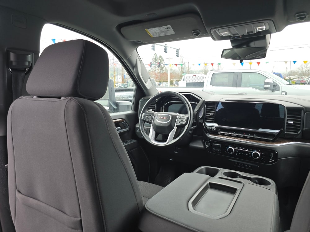 Thumbnail: 2024 GMC Sierra 3500 - 7