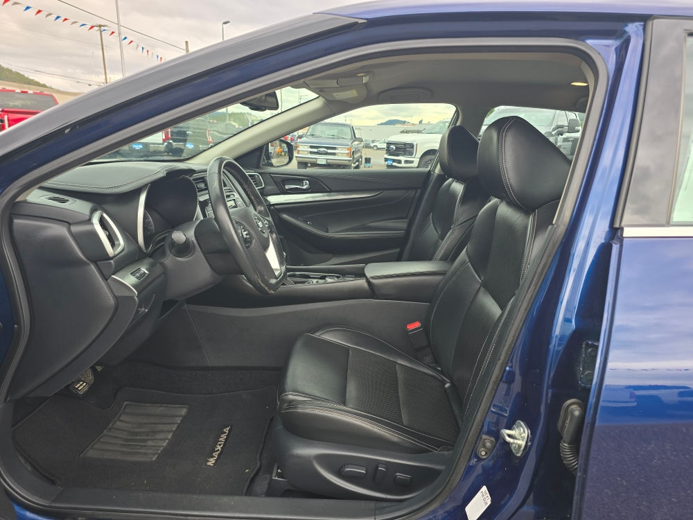 Thumbnail: 2020 Nissan Maxima - 8