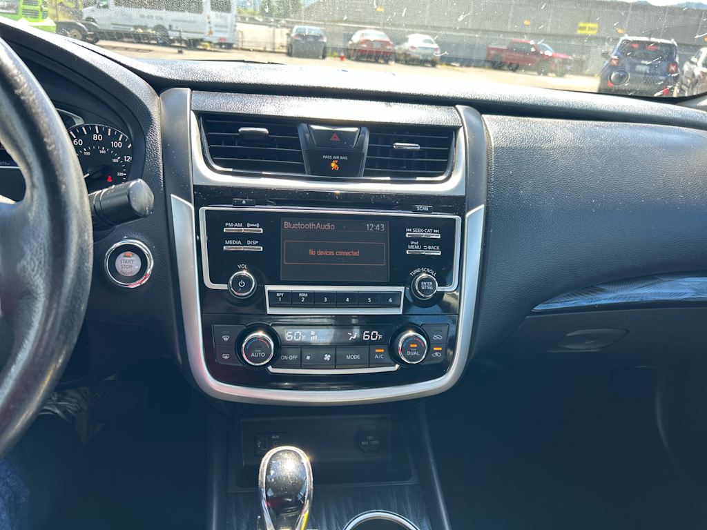 Thumbnail: 2018 Nissan Altima - 6